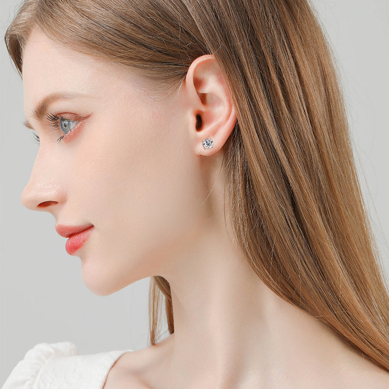 Flower Moissanite Gold Studs