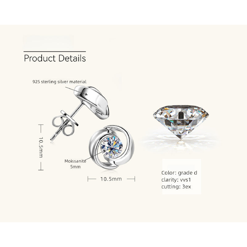 Elegant stud earring with polished 925 silver and sparkling center stone