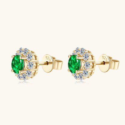 Close up emerald star cut gemstone sterling silver detail