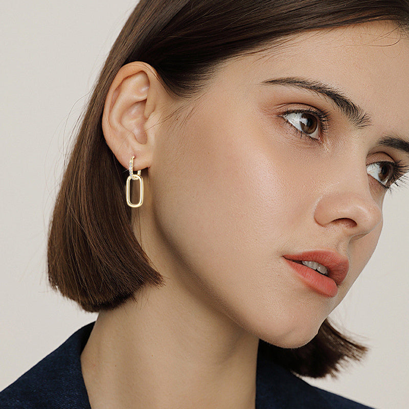 Angle emphasizing the silver material and stone setting quality
