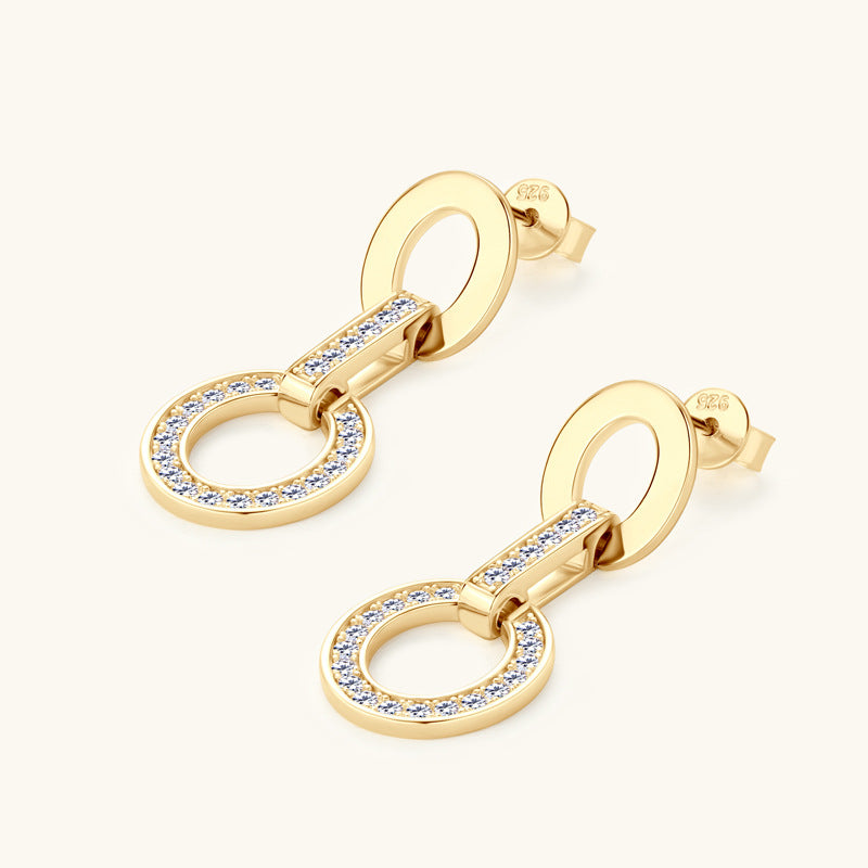 Quality craftsmanship of huggie hoop earrings