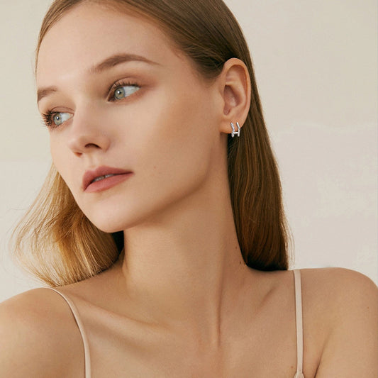 Hypoallergenic gold earrings ideal for sensitive skin types