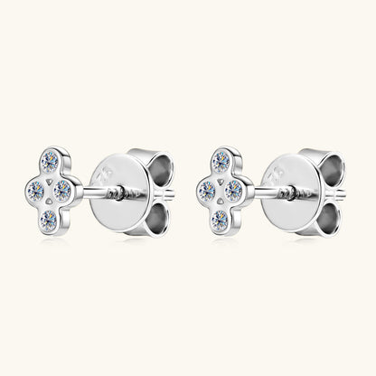 Model wearing hypoallergenic flower earrings