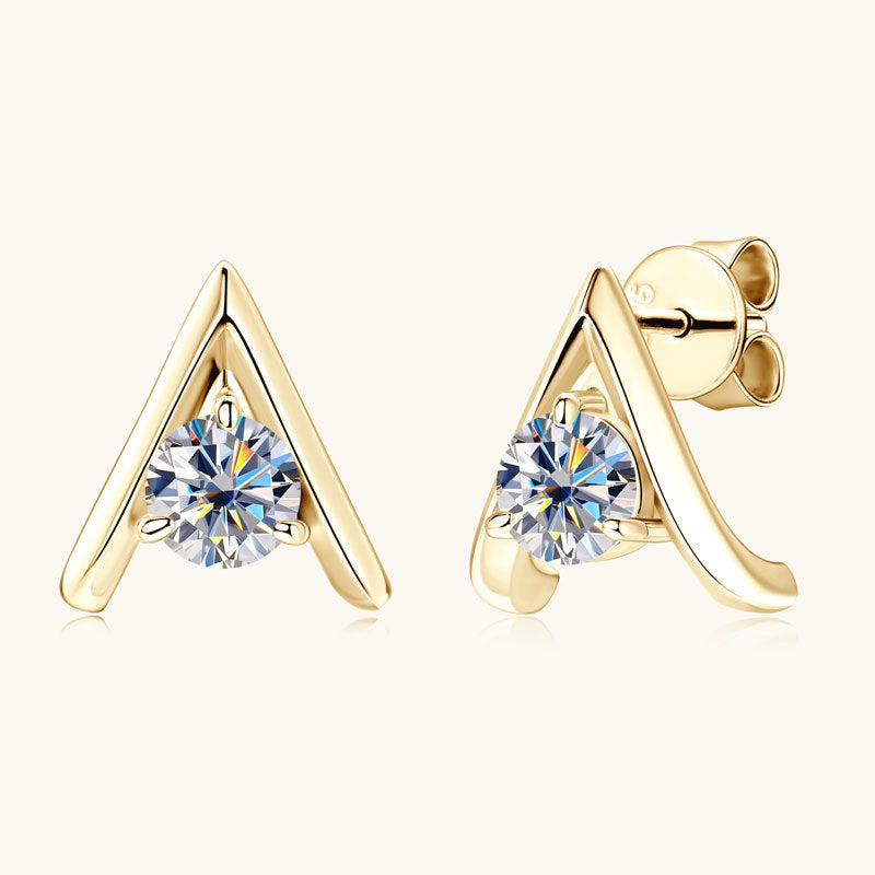 Close-up of Luckinging Moissanite Silver Stud Earrings front view