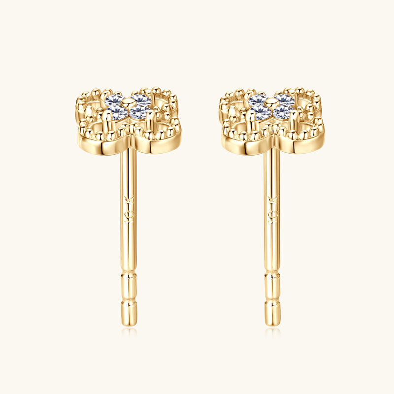 Closeup of 10K gold base with four moissanite gems