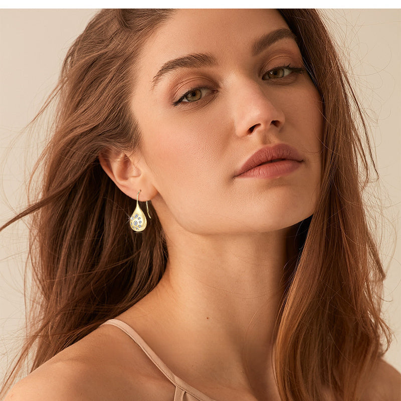 Close-up of the 15mm teardrop pendant highlighting its elegant shape