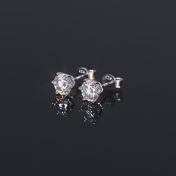 Flower Moissanite Stud Earrings
